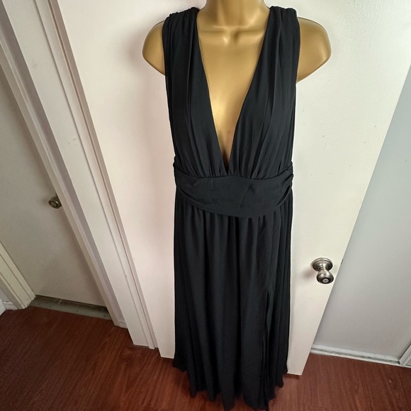 Lulu’s Black Heavenly Hues Airy Woven Chiffon Plunging V-Neck Maxi Dress M - Picture 11 of 15